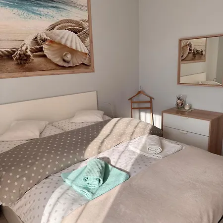 Neptun Park Przy Plazy Appartement *